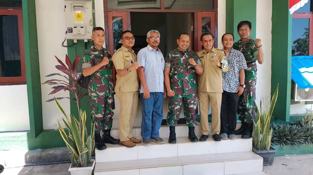 LETKOL INF M.ZIA ULHAQ,S.Sos BERSILATURAHMI DENGAN KETUA YAYASAN STISIP&nbsp;MBOJO